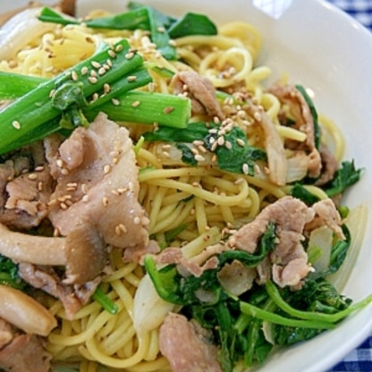 豚肉・ほうれん草で。ネギ塩焼きそば